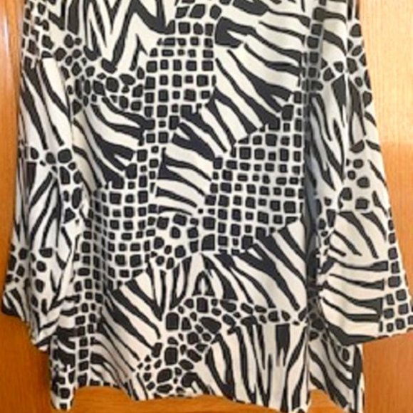 Maggie Sweet Blazer Jacket White & Black Animal Print 2 Button-Front Sz: L - Picture 5 of 6